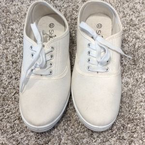Womans Sneakers